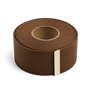 Cinta protectora de borde para pickleball, duradera, fácil de aplicar, material flexible que protege los bordes de las palas de posibles daños durante la práctica y la competición. - Product Image 1