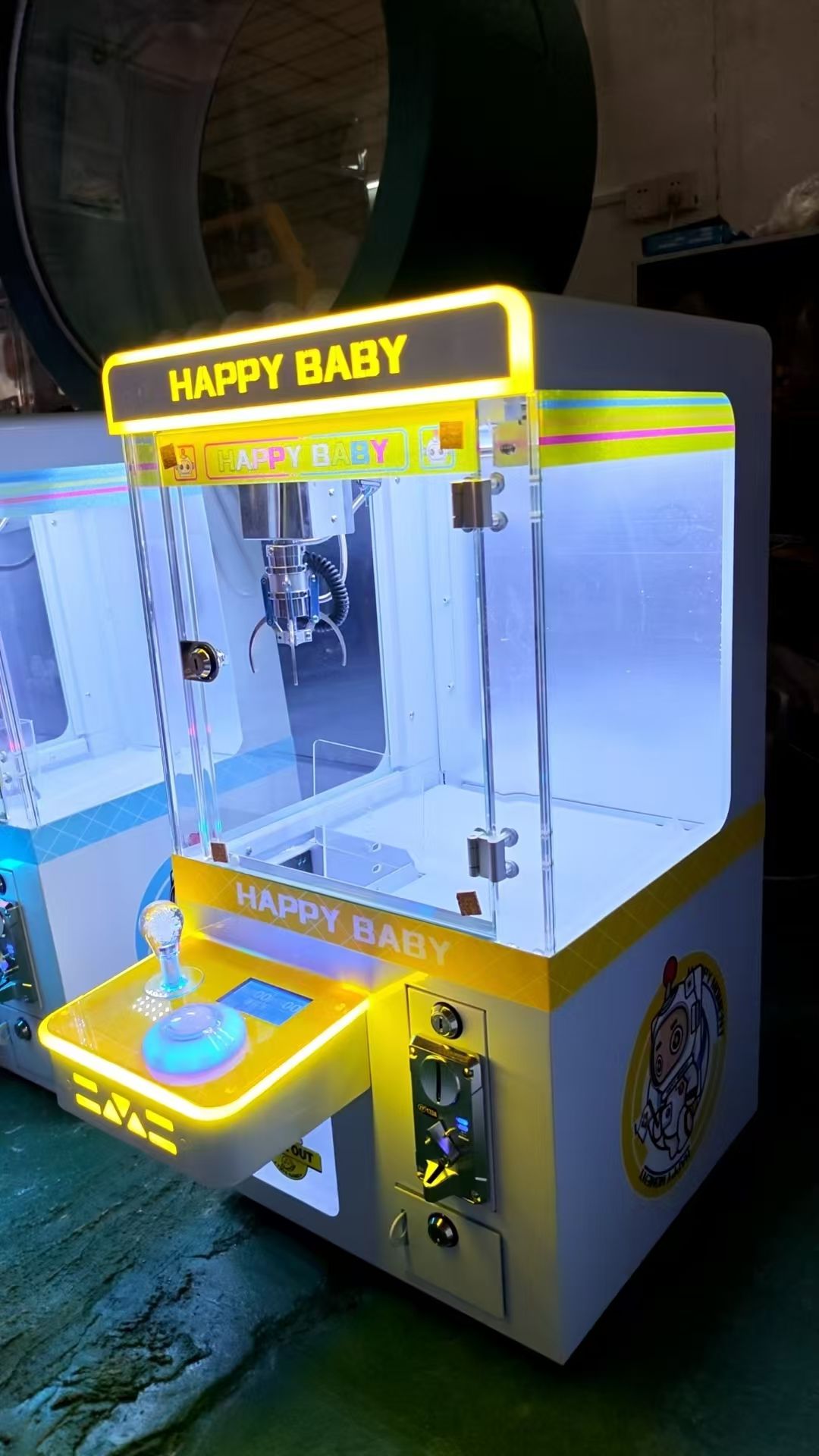 Bambino felice (giallo)