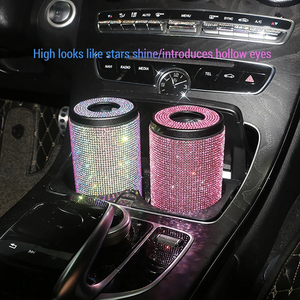Boîte à mouchoirs cylindrique pour <span class=keywords><strong>voiture</strong></span>, en cristal et strass, support <span class=keywords><strong>de</strong></span> mouchoirs pour siège arrière, housse <span class=keywords><strong>de</strong></span> serviettes en <span class=keywords><strong>papier</strong></span>, accessoires <span class=keywords><strong>de</strong></span> <span class=keywords><strong>voiture</strong></span> brillants pour femmes - Product Image 3