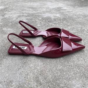 รองเท้าส้นแบนแฟชั่นฤดูร้อน สีแดงไวน์ยอดนิยม รองเท้าหัวแหลมสำหรับสุภาพสตรี - Product Image 6