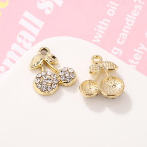 Металлический дизайнерский шарм-подвеска ручной работы из сплава в форме вишни с бриллиантами для чехлов для телефонов класса люкс - Product Image 1