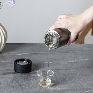 PINKAH Bottiglia Termica Personalizzata 450ml in Acciaio Inox a Doppia <span class=keywords><strong>Parete</strong></span>, Tazza Isolata 15oz con Filtro per Tè Rimovibile - Product Image 3