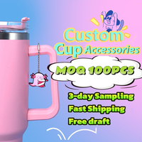 2025 nueva tendencia al por mayor personalizado romántico San Valentín taza Rosa accesorios dulce dibujos animados colgantes dijes y termo tazas