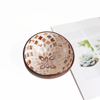Stockage de bijoux faits à la main écologique Laque de fleur polie Design Bol en coquille de noix de coco pour la décoration de la maison