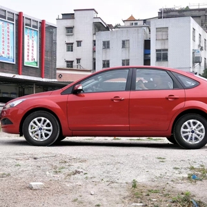 <span class=keywords><strong>Ford</strong></span> <span class=keywords><strong>Focus</strong></span> berline 2013, conduite à gauche, essence bon marché, voitures d'occasion chinoises à l'exportation, bon état, transmission automatique, Euro VI - Product Image 2