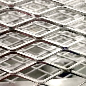 Galvanized Roll of Durable Galvanized <b>Wire</b> <b>Mesh</b> Corrosion Resistant Galvanized Security <b>Mesh</b> Galvanized Steel Diamond <b>Mesh</b> - Product Image 6