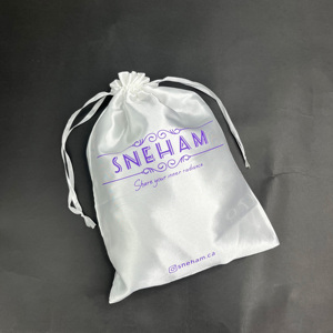Bolsa de satén blanca personalizada con cordón, bolsa de satén de seda con cordón y logotipo impreso para empaque de regalo de pelucas. - Product Image 3