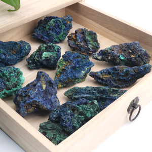 Vente en gros de cristaux de pierres naturelles de guérison, spécimens minéraux, cristaux d'azurite bleue, pierres brutes pour collection - Product Image 1
