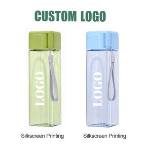 Bouteilles d'eau de voyage en plastique sans BPA de 500 ml, forme carrée, pour jus et boissons, avec sangle de transport portable pour le camping - Product Image 2