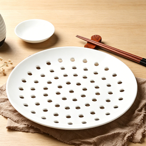 Plato <span class=keywords><strong>de</strong></span> Vapor Cerámico Creativo Perforado al por Mayor, Plato Redondo <span class=keywords><strong>de</strong></span> Porcelana con Drenaje para Uso Comercial, Ideal para Mariscos, Dumplings, Pescado y Bollos - Product Image 2