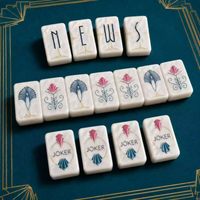 Jeu de Mahjong Américain Automatique Moderne de Luxe en Acrylique Nacre Pliable et Portable
