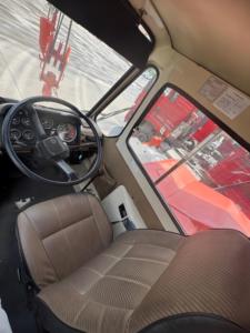 מנוף נייד משומש מדגם Tadano TG1000-E בעל כושר הרמה של 100 טון, מתאים לכל סוגי השטח, משופץ בסין, עם אחריות לשנה. - Product Image 6