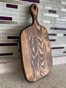 Tabla de Cortar de Madera Ecológica Hecha a Mano con Madera de Acacia y Madera de Mango que Proporciona una Resistencia Duradera - Product Image 6