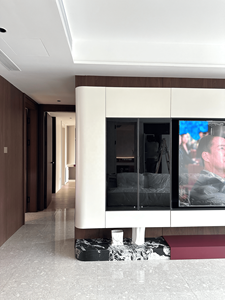 Mobile <span class=keywords><strong>TV</strong></span> Sospeso Minimalista di Lusso Italiano con <span class=keywords><strong>Base</strong></span> in Lastra di Roccia, Offre Ampio Spazio di Archiviazione e un Tocco Premium di Alta Gamma. - Product Image 2