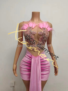 Vestidos de Fiesta Cortos Ajustados de Lujo para Mujer, con Adornos de Plumas Personalizados MF, Dobladillo Largo, Pedrería, Color Rosa Sexy, para Cumpleaños - Product Image 5