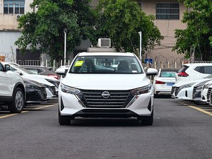 <span class=keywords><strong>ราคา</strong></span>โรงงาน นิสสัน ซิลฟี่ ปี 2024 เครื่องยนต์ 1.6 ลิตร เกียร์ Xtronic CVT รุ่น Luxury Edition ระบบปฏิบัติการ HarmonyOS ห้องโดยสารแบบ Cockpit ใช้เชื้อเพลิงเบนซิน รถซีดานขนาดกะทัดรัด - Product Image 1