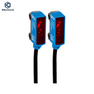 Sensor Industrial de Barrera Óptica GSE2S-N1311 con Diseño Cuadrado Compacto para Detección en Líneas de Producción Automatizadas - Product Image 1