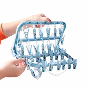 Séchoir à linge pliable à 32 pinces en plastique, étendoir à chaussettes coupe-vent pour salle de bain - Product Image 4