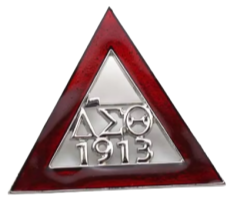 Dreieckige Brosche <span class=keywords><strong>Pin</strong></span> mit ausgehöhltem Design Fortitude Metal Geometric Triangle Brosche Eleganter Party Hochzeits schmuck - Product Image 3