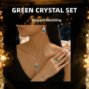 Conjunto de Joyería XOXO de Aleación Chapada en Oro con Cristales Verdes y Diamantes de Imitación, 4 Piezas: Collar, Pulsera, Anillo y Aretes para Mujer, Ideal para Bodas y Fiestas - Product Image 2