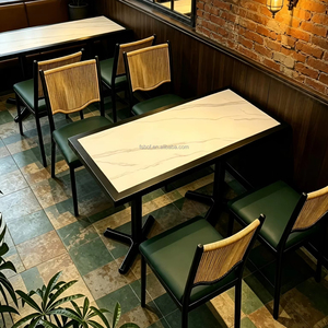Sillas de Comedor para <span class=keywords><strong>Restaurante</strong></span> con Panel de Mesa de Mármol Resistente, Estructura Negra, Respaldo de Ratán y Asiento de PU Verde Suave - Product Image 1