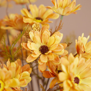 Chrysanthème artificiel Greenway à tige unique, 5 têtes, fleur en soie, décoration d'intérieur, ornement de mariage - Product Image 4