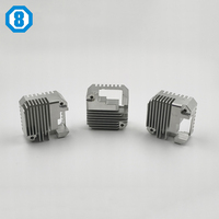 Dissipateur thermique en alliage d'aluminium usiné CNC par perçage et fraisage pour appareils électroniques