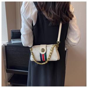 2025년 여성용 럭셔리 디자이너 미니 핸드백, 십자 모양 체인 실 장식과 레터링 디테일이 돋보이는 저렴한 가격의 깜찍한 소형 크로스백 - Product Image 2