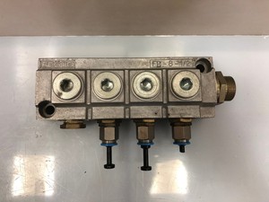 Distributore Pneumatico PLC 6411 <span class=keywords><strong>Del</strong></span> Fr-8-1/2 con Porta da 1/2 Pollice, Collettore per Prodotto in Garanzia - Product Image 2