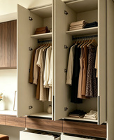 Armoire de chambre contemporaine en bois avec coiffeuse intégrée et poste de travail, fonctionnalités de suspension – Meuble de maison durable et peu encombrant