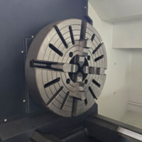 Tour CNC horizontal robuste CK61125, grande tourneuse CNC à grande portée pour l'usinage d'arbres métalliques