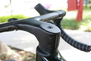Manillar Integrado <span class=keywords><strong>de</strong></span> Carbono para Bicicleta <span class=keywords><strong>de</strong></span> Carretera OD1 OD2 28.6/31.8mm para Trek Specialized T800 con Cableado Interno, Personalizado OEM - Product Image 6