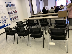 Chaise de réunion de bureau moderne de haute qualité pour étudiants avec tablette d'écriture, idéale pour l'école, la maison, le bureau, l'hôpital et la chambre. - Product Image 5