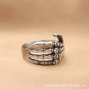 Skeleton Hand <b>Ring</b> Men's Retro Silver Tibetan Silver Casual Jewelry Punk Style - Product Image 2