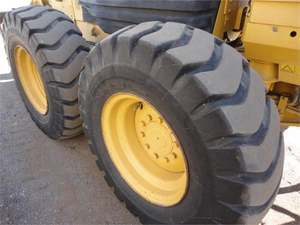 Les États-Unis ont fabriqué la niveleuse à moteur d'occasion Caterpillar originale 140H à vendre, les niveleuses CAT 140 fabriquées au Japon à Shanghai - Product Image 6