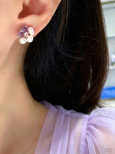 Boucles d'oreilles clous en argent sterling S925 au design baroque irrégulier artistique, ornées de perles Keshi d'eau douce brillantes incrustées - Product Image 6