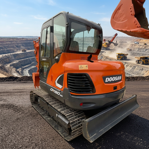 Prix bas pour une excavatrice Doosan DX60-9C, excavatrice agricole, excavatrice de jardin, excavatrice sur chenilles multifonctionnelle d'occasion, fabricant - Product Image 1