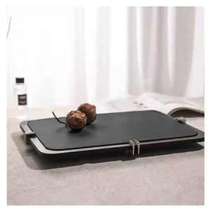 <span class=keywords><strong>Plateau</strong></span> de service personnalisé en laque noire Support de <span class=keywords><strong>pied</strong></span> en métal en cuir pour affichage de lunettes Cérémonie de bougies de fruits Plancher élégant - Product Image 1