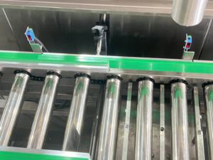 Máquina <span class=keywords><strong>de</strong></span> pesaje eléctrica automática <span class=keywords><strong>de</strong></span> alta productividad <span class=keywords><strong>de</strong></span> grado alimenticio <span class=keywords><strong>de</strong></span> 3-20L, fertilizante <span class=keywords><strong>de</strong></span> hoja <span class=keywords><strong>de</strong></span> <span class=keywords><strong>cerveza</strong></span>, pintura, tapado <span class=keywords><strong>de</strong></span> llenado <span class=keywords><strong>de</strong></span> cubos grandes - Product Image 3