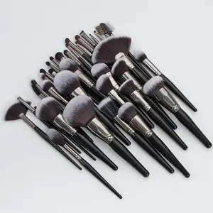 BK1B Custom Logo Buy Private Label Luxury Cosmetic Make Up Brush Free Sample Wholesale Vegan Professional Makeup Brush Set