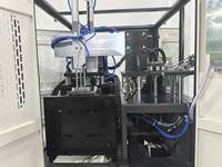 Machine de soufflage de bouteilles PET compacte, à faible bruit, 3 cavités, entièrement automatique, contrôlée par PLC, à moteur, pour la fabrication de bouteilles d'eau