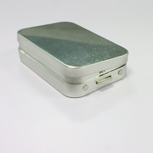 Cajas Metálicas Herméticas a Prueba de Olores con Bisagras, Paquete de 3, Resistentes a Niños, para Guardar Menta, Dulces y Rollos - Product Image 4