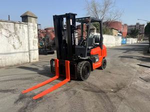 Used TO-YOT-A 3 Ton Counterbalance Diesel <b>Forklift</b>, Original Japan 7FD30 <b>Forklift</b> Truck For Warehouse Logistics Cargo Handling - Product Image 6