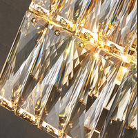 Applique murale verticale longue de luxe en cristal, lampe murale LED en métal doré, éclairage décoratif pour villa, salon, hall, couloir