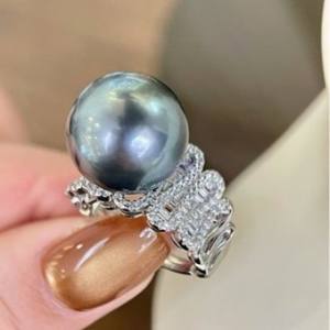 S925 Silver Wide Edition Ring with 13-14MM Natural Tahitian Pearl Round Strong Light with Minimal Flaws - Product Image 1