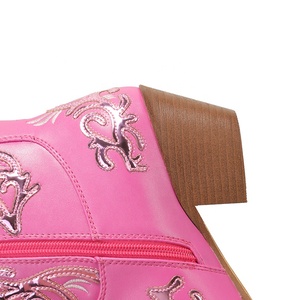 <span class=keywords><strong>Bottes</strong></span> Western Brodé pour Femme, Style Cowgirl, Bout Pointu, Mi-Mollet, Fil Métallique, Confort Hiver, Personnalisable OEM/ODM, Talon 7cm - Product Image 6