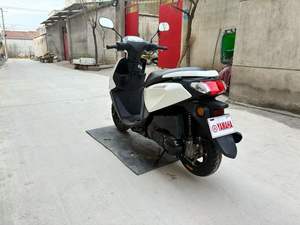 Motocicleta Scooter de Nivel Básico Yamaha <span class=keywords><strong>Chago</strong></span> 125cc de Segunda Mano con Inyección de Combustible - Fácil de Conducir y Sencilla de Operar - Product Image 6
