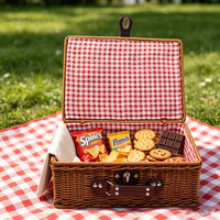 Panier moderne en plastique PP tressé imitation rotin, en forme de valise rectangulaire, avec doublure écologique, portable, pour emballage cadeau de vin à domicile