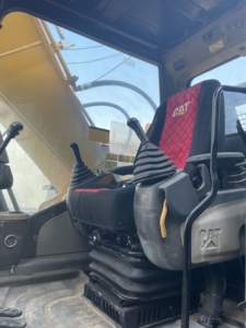 รถขุดตีนตะขาบ Caterpillar CAT320D มือสอง นำเข้าจากญี่ปุ่นแท้ รุ่น CAT 320D น้ำหนัก 20 ตัน ระบบไฮดรอลิก สำหรับงานก่อสร้าง - Product Image 4