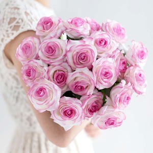 Roses en soie tactiles réalistes faites à la main <span class=keywords><strong>Ted</strong></span> Baker Pétales de fleurs passion Décoration de mariage Fleurs artificielles Utilisation murale - Product Image 2